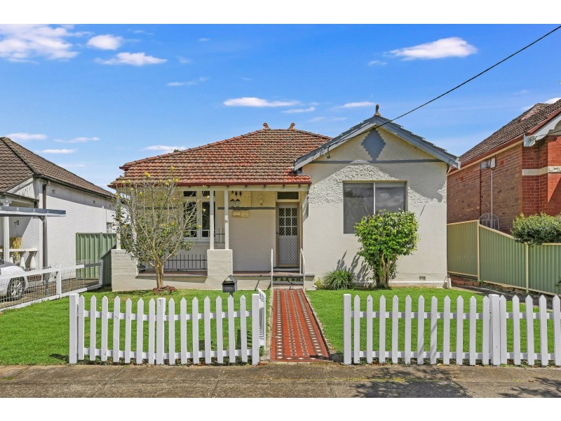 15 Tahlee Street, Burwood NSW 2134