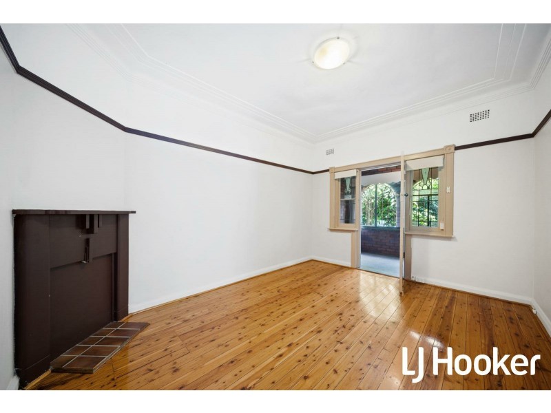 33 Lucy Street, Ashfield NSW 2131