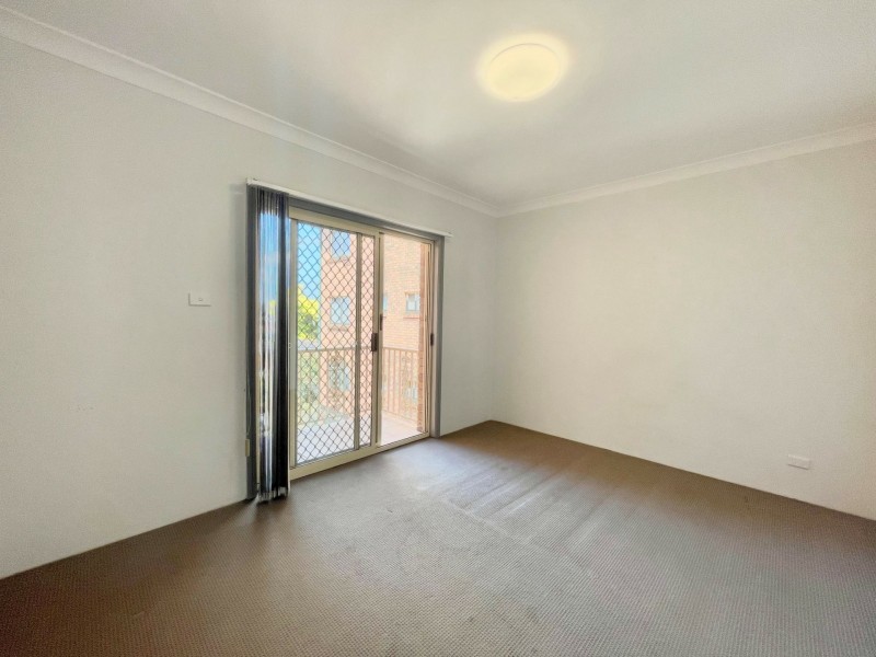 8/3A Queensborough Road, Croydon Park NSW 2133