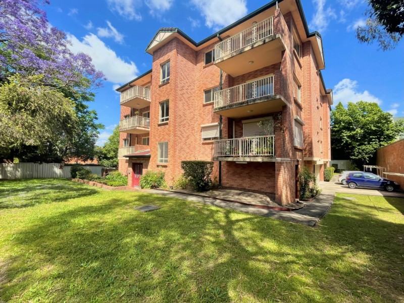 8/3A Queensborough Road, Croydon Park NSW 2133