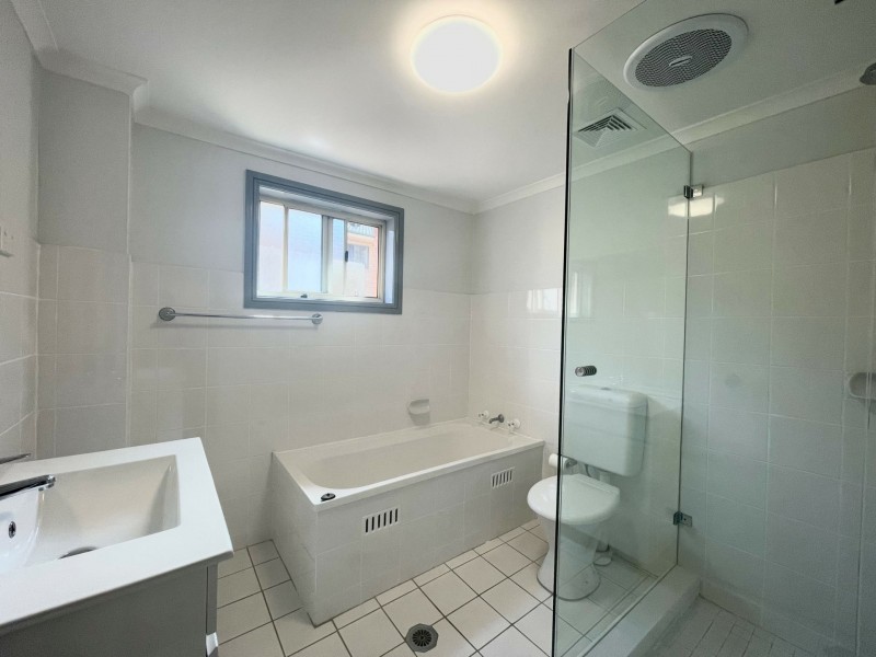 8/3A Queensborough Road, Croydon Park NSW 2133