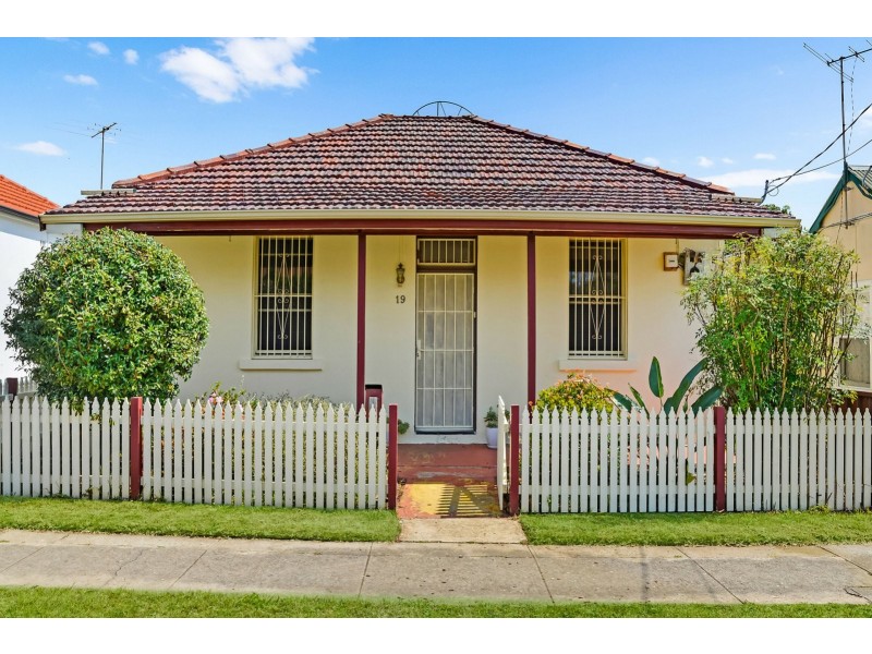 19 Lucas Road, Burwood NSW 2134