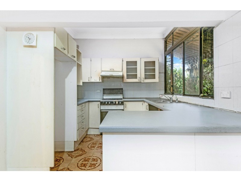 8 Arrowfield Avenue, Burwood NSW 2134