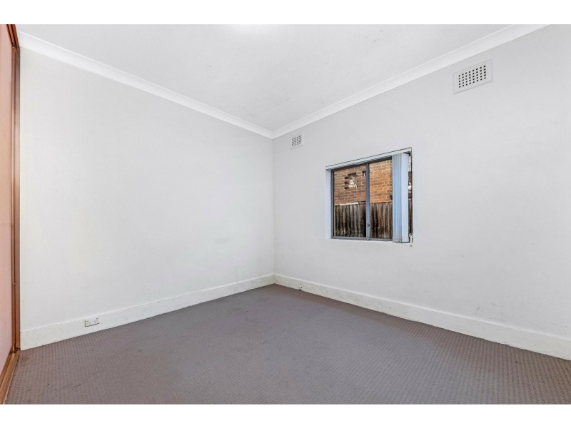 8 Arrowfield Avenue, Burwood NSW 2134