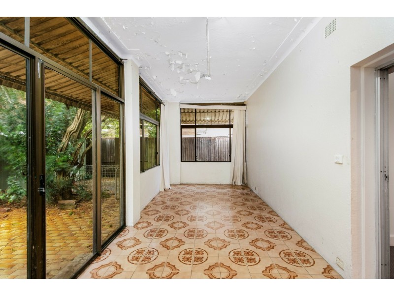 8 Arrowfield Avenue, Burwood NSW 2134