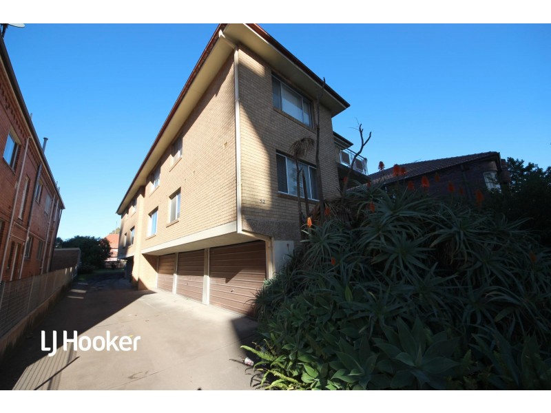 2/52 Belmore St, Burwood NSW 2134