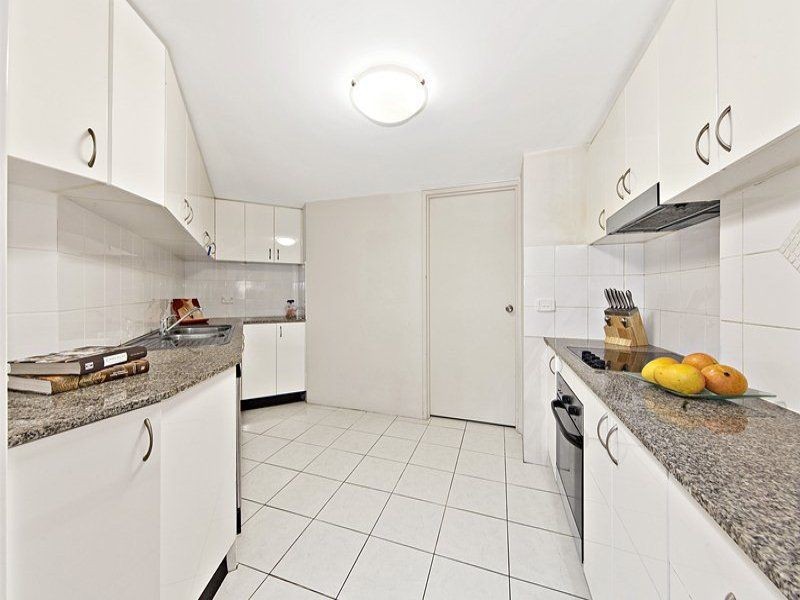 4/33 Belmore Street, Burwood NSW 2134