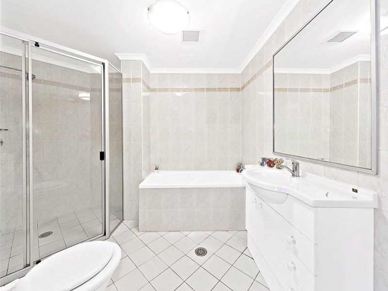 4/33 Belmore Street, Burwood NSW 2134