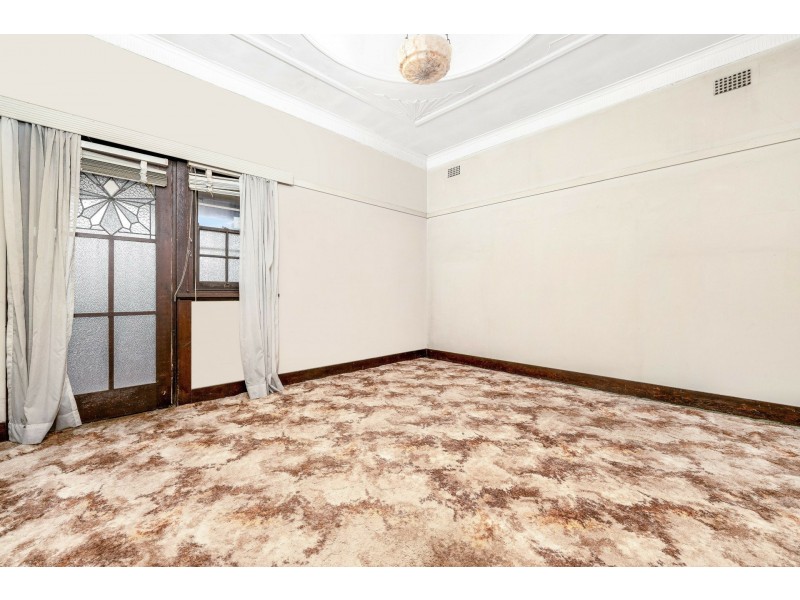 17 Eurella Street, Burwood NSW 2134