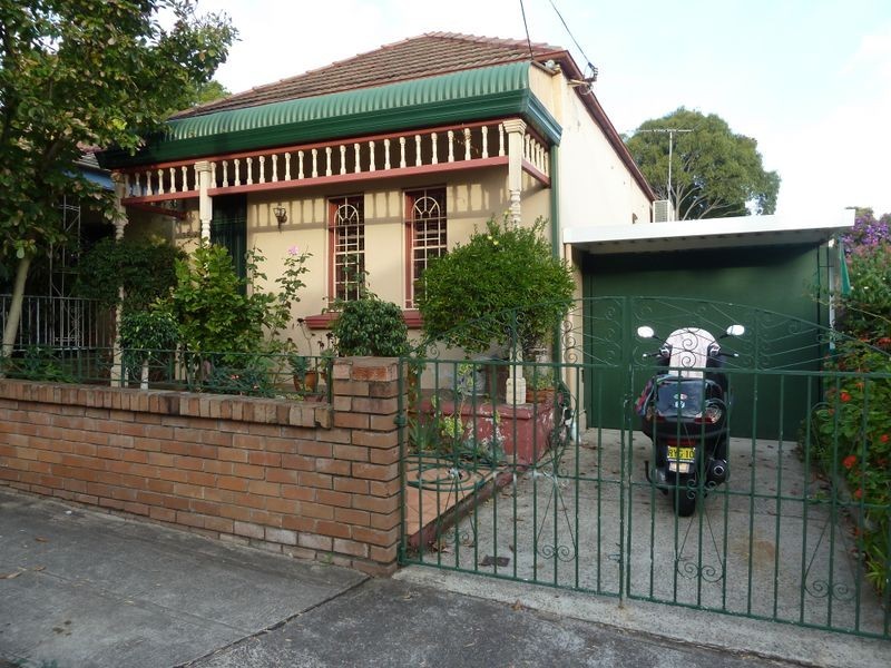 Marrickville NSW 2204