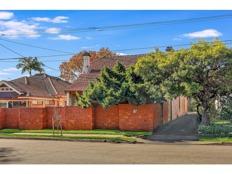 18 Robinson Street, Croydon NSW 2132