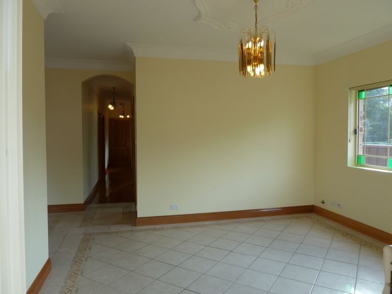 2A First Ave, Campsie NSW 2194