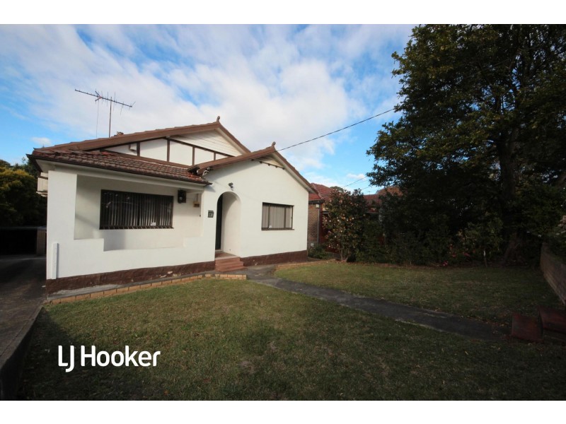 81 Dunstaffenage Street, Hurlstone Park NSW 2193