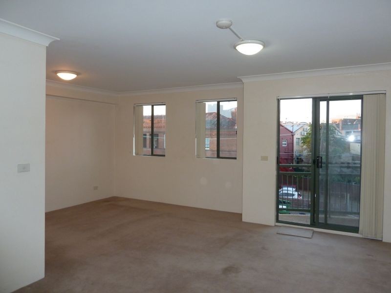 11/1-9 Livingston Road, Petersham NSW 2049