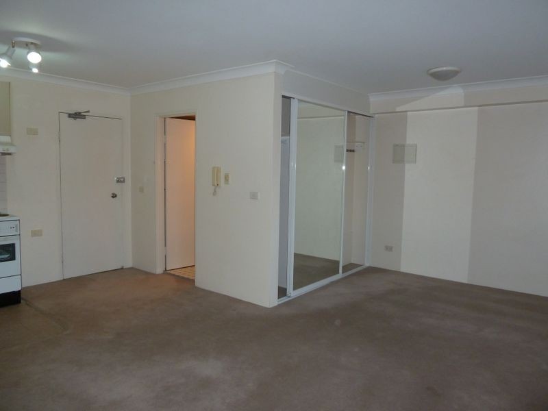 11/1-9 Livingston Road, Petersham NSW 2049