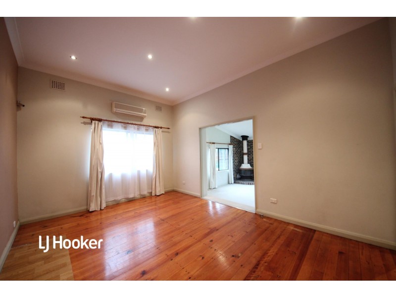 8 Lindsay Street, Burwood NSW 2134