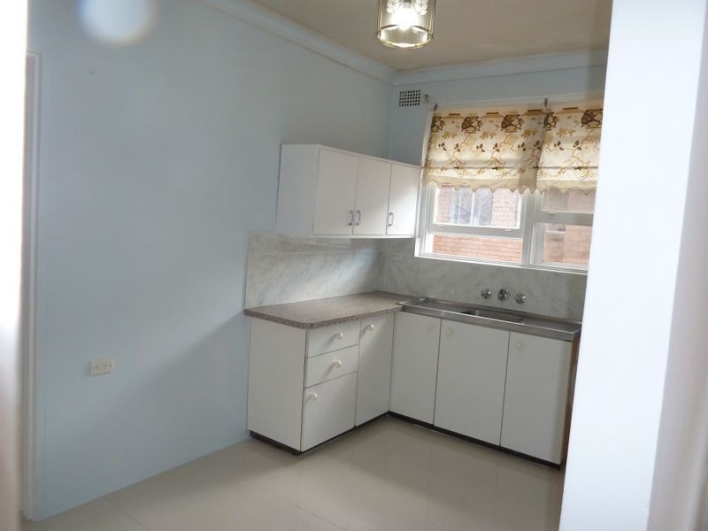 2/37 Park Street, Campsie NSW 2194