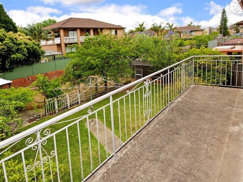 18 Islington Crescent, Greenacre NSW 2190