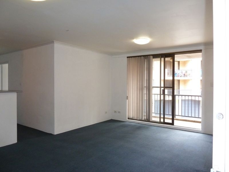 15/7 Griffiths Street, Blacktown NSW 2148