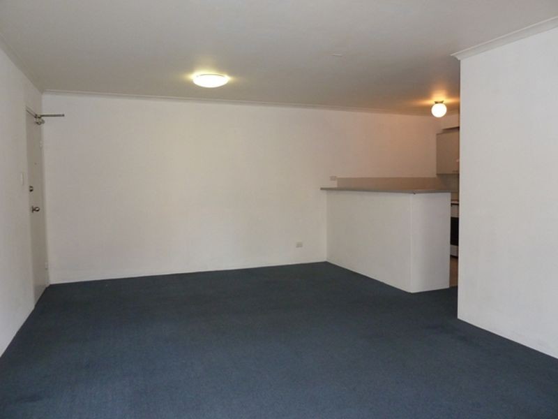 15/7 Griffiths Street, Blacktown NSW 2148