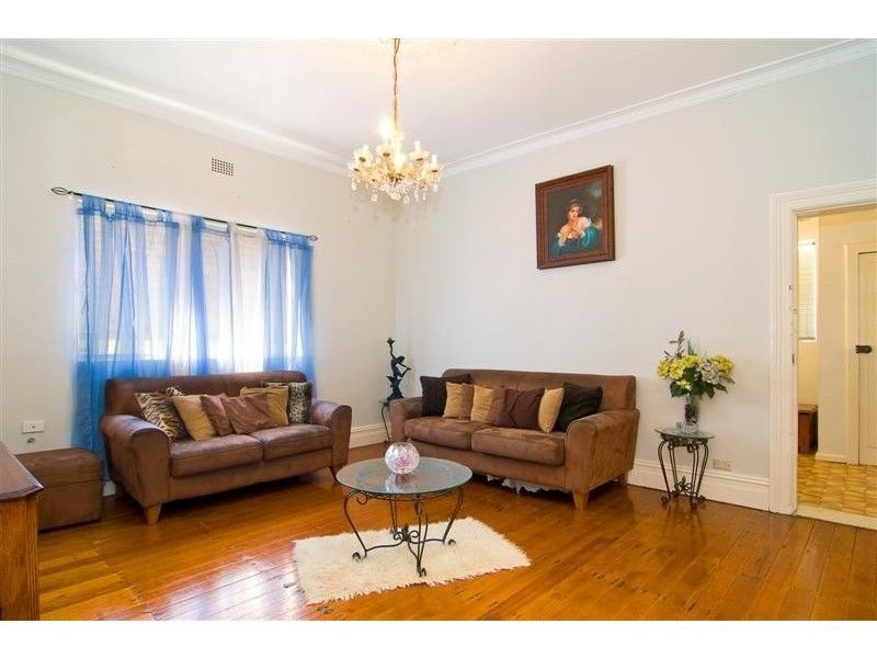 24 Hugh Street, Ashfield NSW 2131