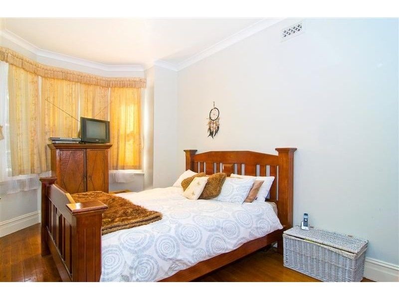 24 Hugh Street, Ashfield NSW 2131