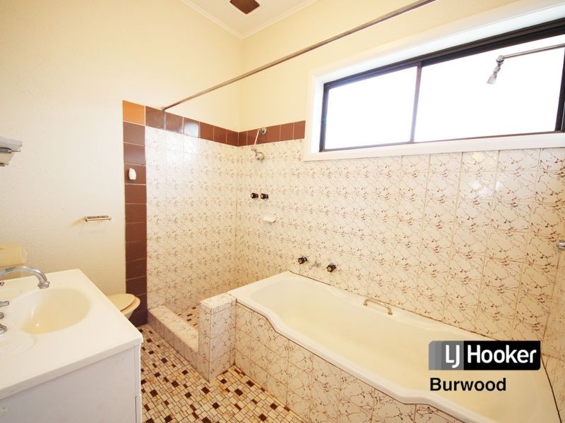 34 Walsh Avenue, Croydon Park NSW 2133