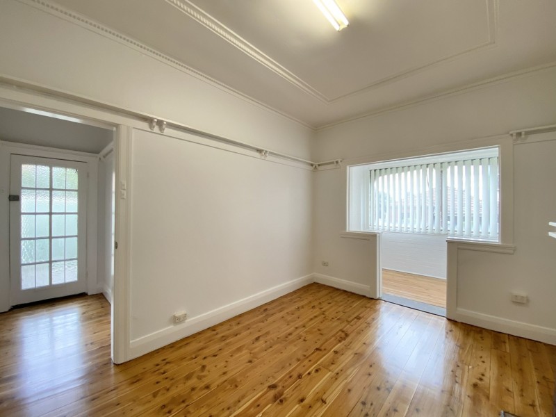 8 Stuart Street, Burwood NSW 2134