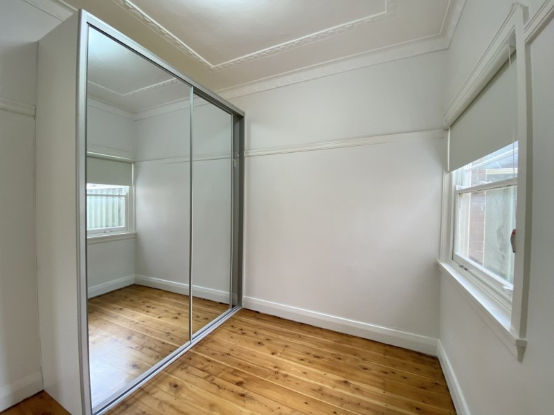 8 Stuart Street, Burwood NSW 2134