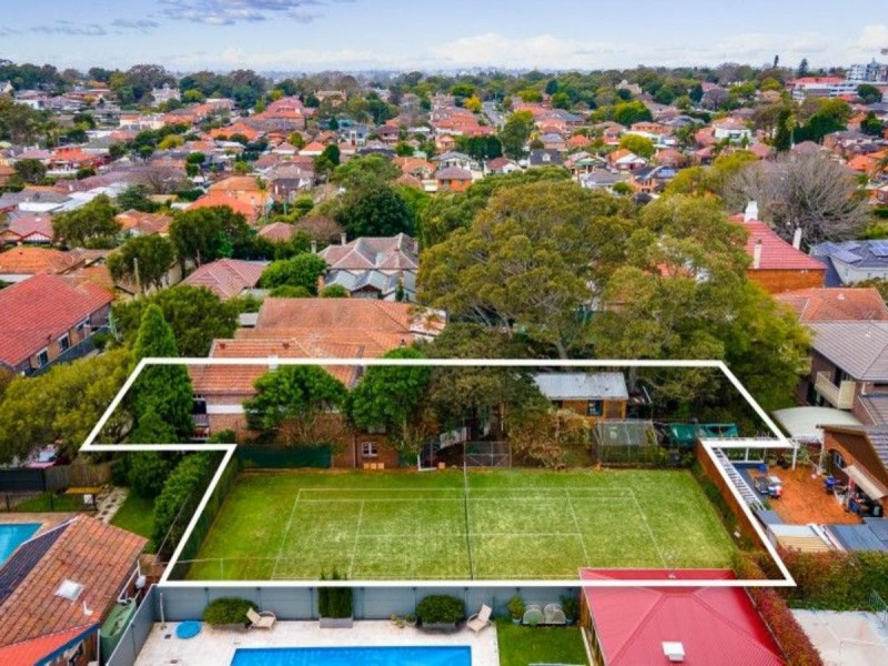 7 Genders Avenue, Burwood NSW 2134