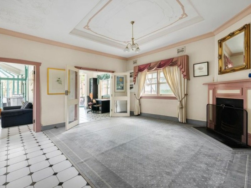 7 Genders Avenue, Burwood NSW 2134