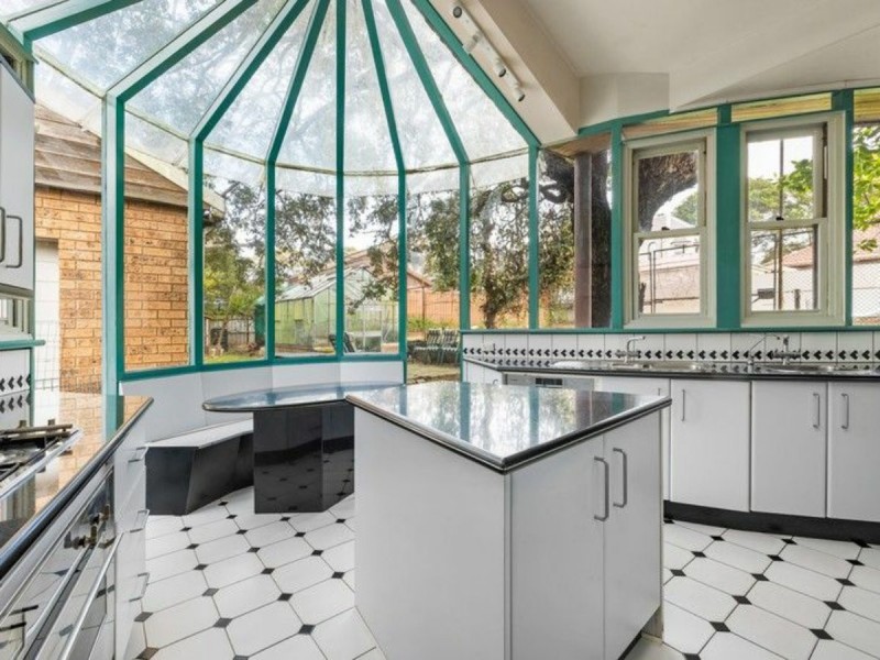 7 Genders Avenue, Burwood NSW 2134