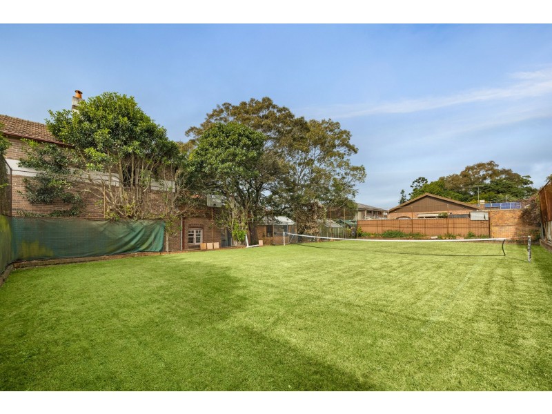 7 Genders Avenue, Burwood NSW 2134