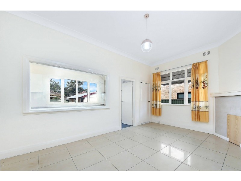 10 Boronia Avenue, Burwood NSW 2134