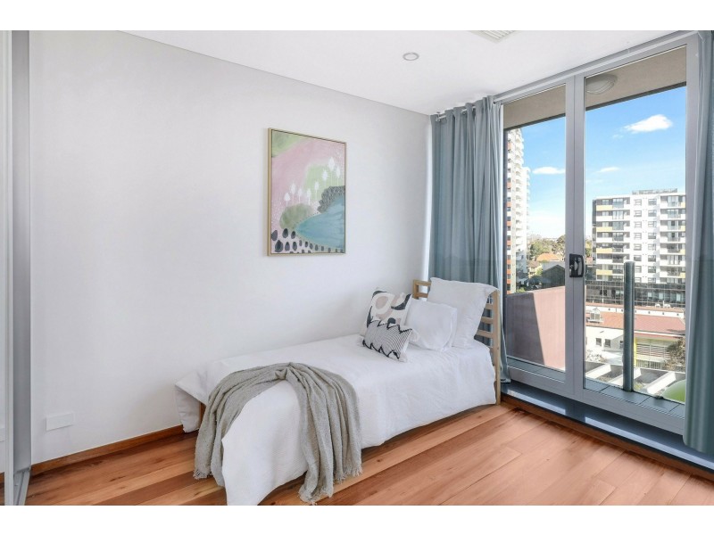 28/3 Railway Parade, Burwood NSW 2134
