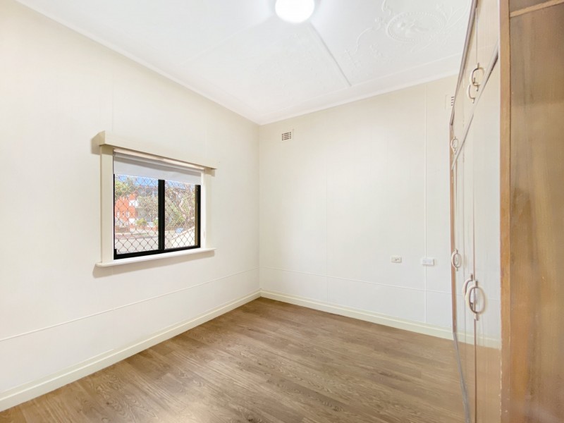 39 Windsor Avenue, Croydon Park NSW 2133