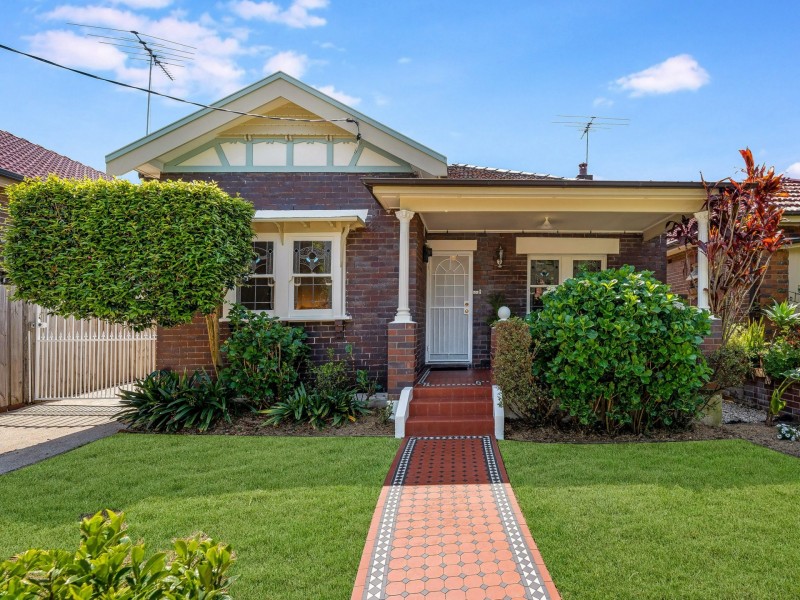 4 Elizabeth Avenue, Dulwich Hill NSW 2203