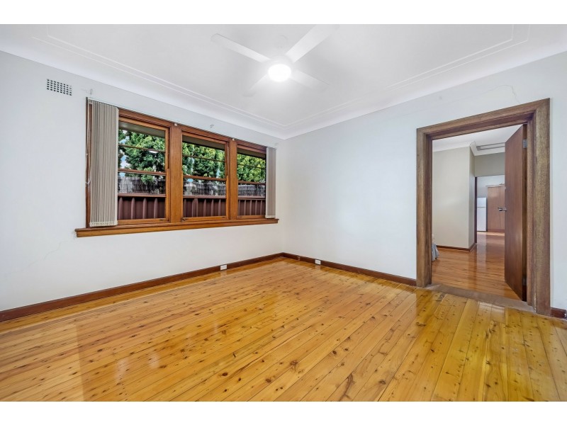 4A Eurella Street, Burwood NSW 2134