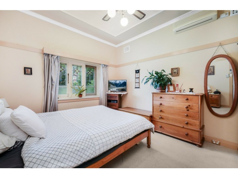 8 Rostherne Avenue, Croydon NSW 2132
