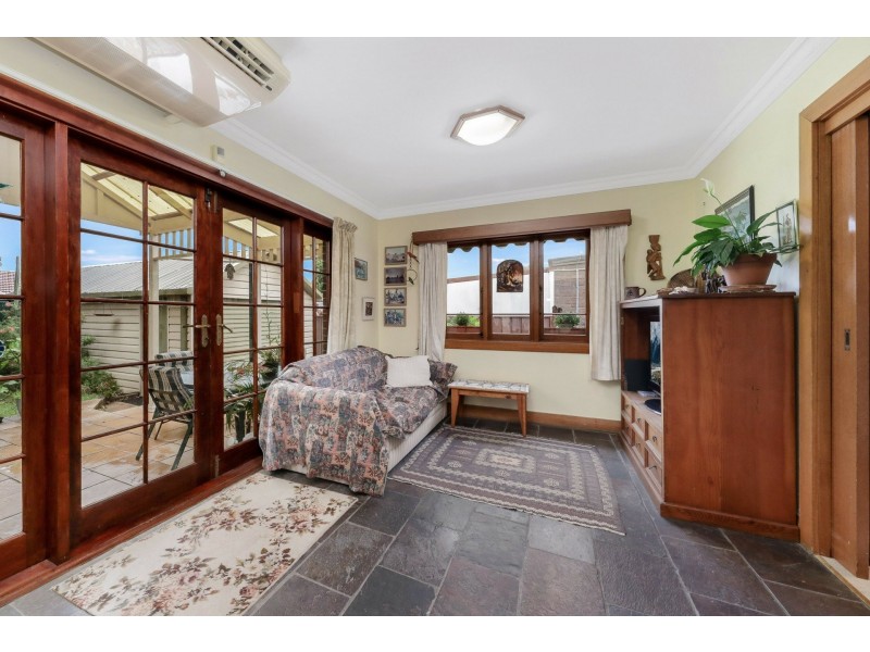 8 Rostherne Avenue, Croydon NSW 2132