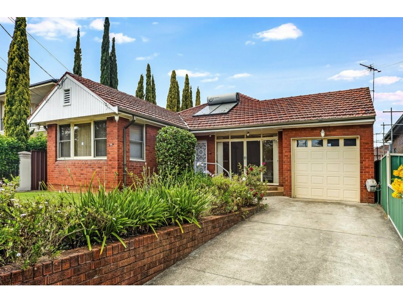 4a Eurella Street, Burwood NSW 2134
