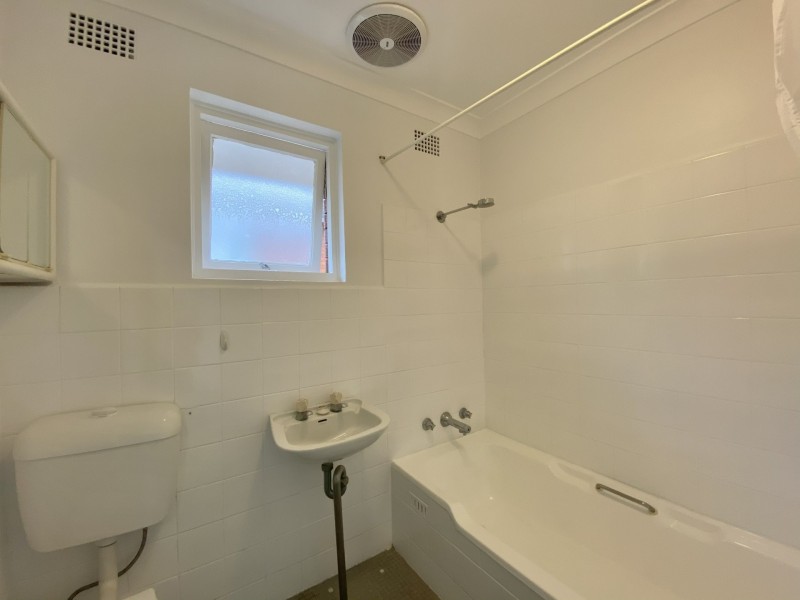 8/85-87 Newington Road, Marrickville NSW 2204