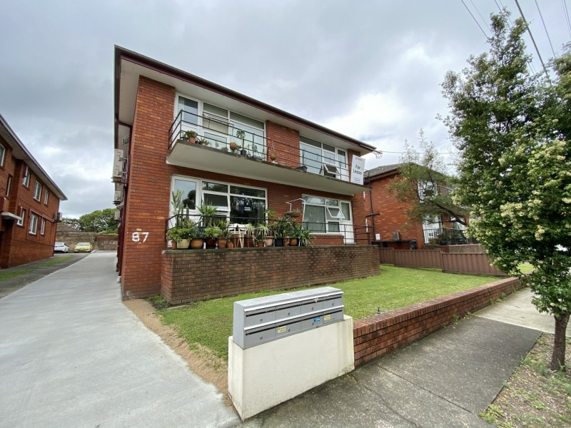 8/85-87 Newington Road, Marrickville NSW 2204