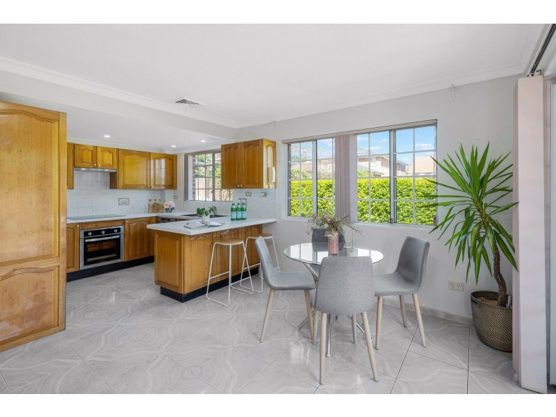 1/10 Bennett Street, Burwood NSW 2134