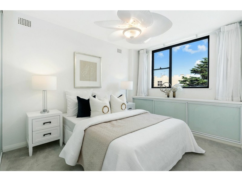 56/21 East Crescent Street, Mcmahons Point NSW 2060