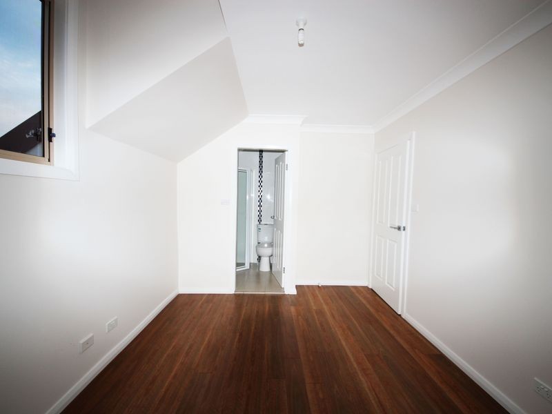 2/76 Burwood Road, Burwood Heights NSW 2136