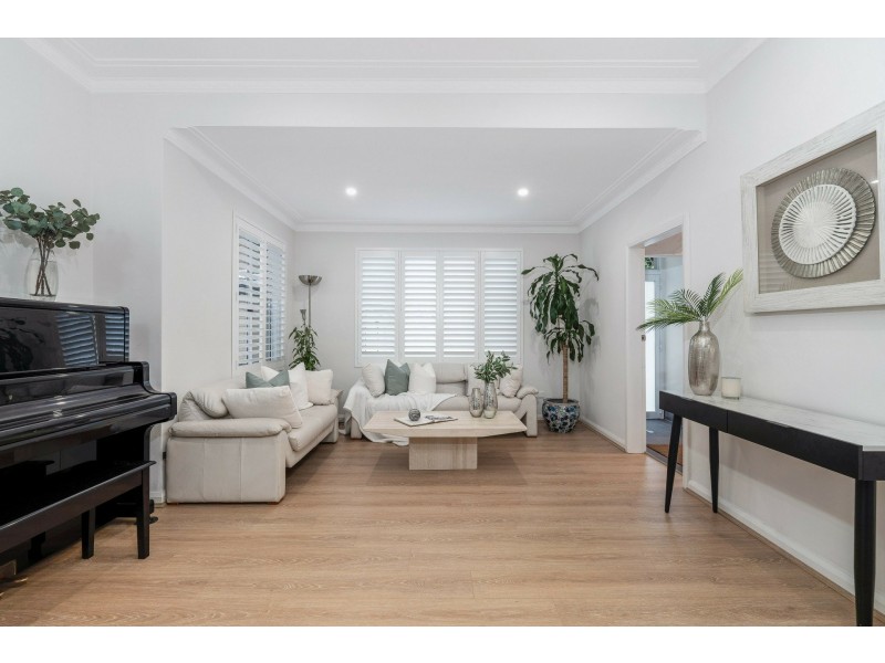 10 Sym Avenue, Burwood NSW 2134