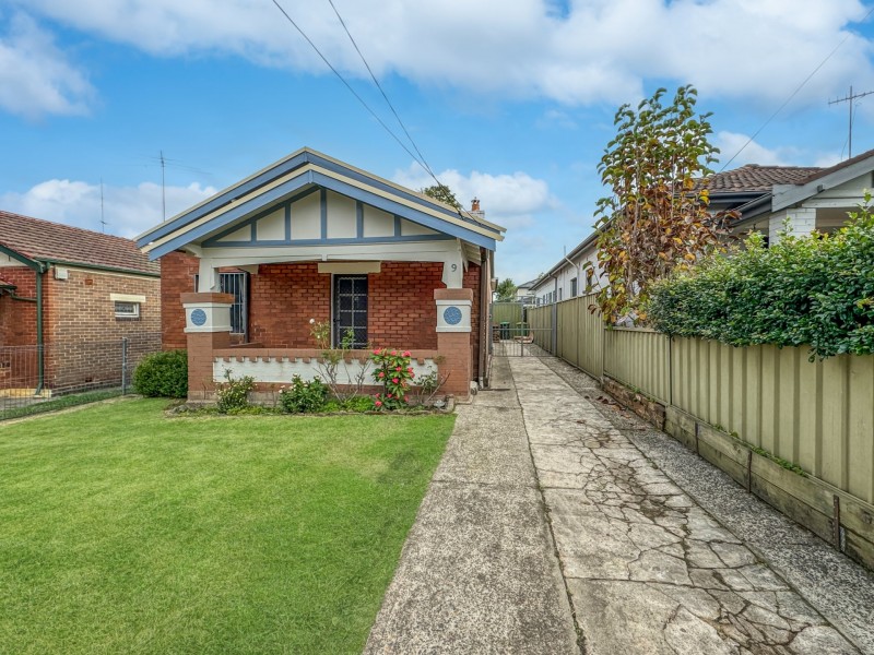9 Barton Street, Strathfield South NSW 2136