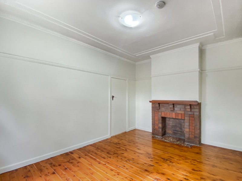 4/1 Park Road, Burwood NSW 2134