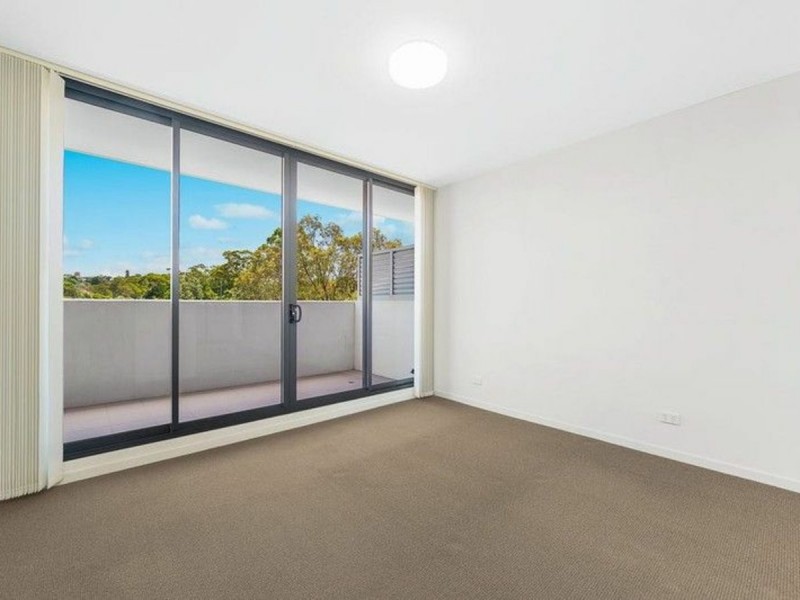 215/17 Chatham Road, West Ryde NSW 2114